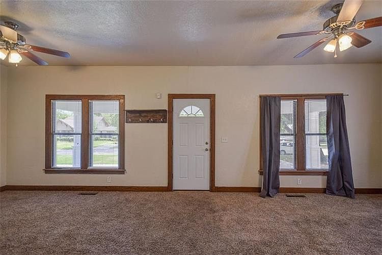 215 W Symmes St Norman OK Zillow