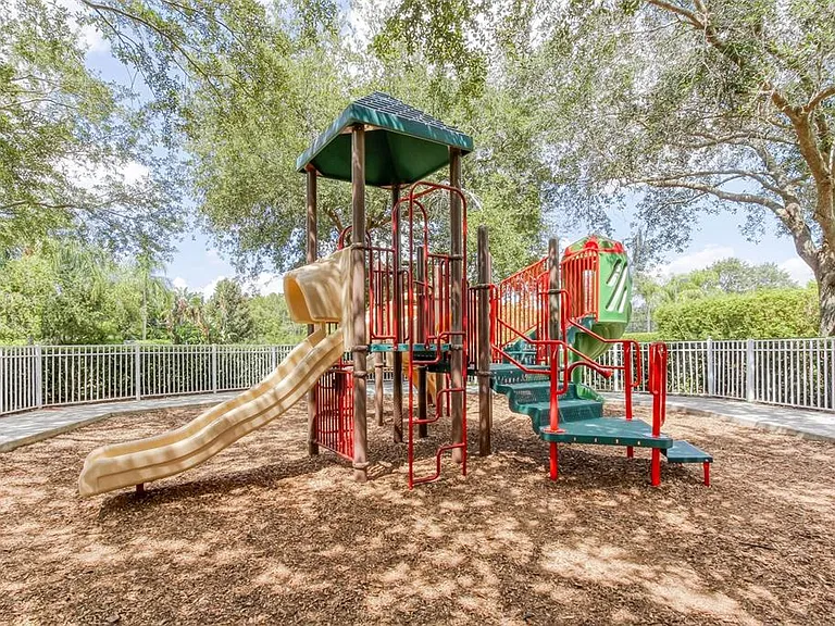 11830 Delfina Ln — Photo 31