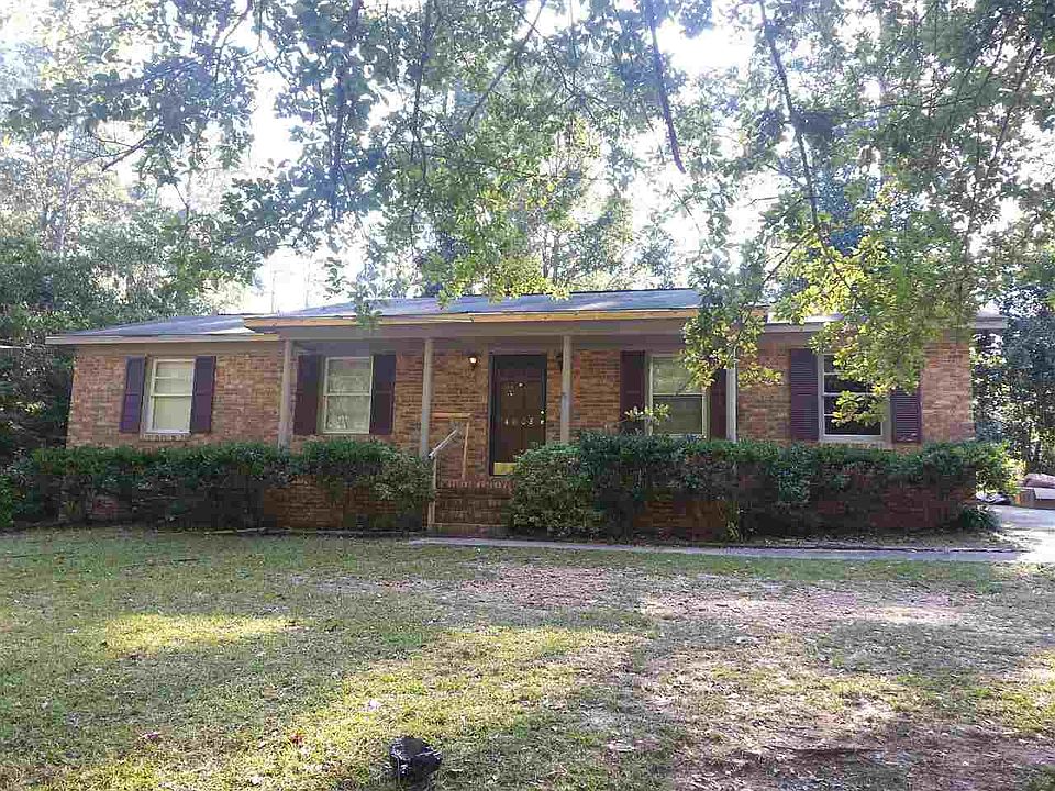 2nd image of 4008 Meadowbrook Dr