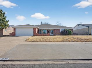 1209 Northwestern St, Perryton, TX 79070