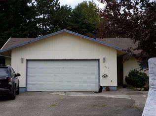 5327 NE Roselawn St, Portland, OR 97218