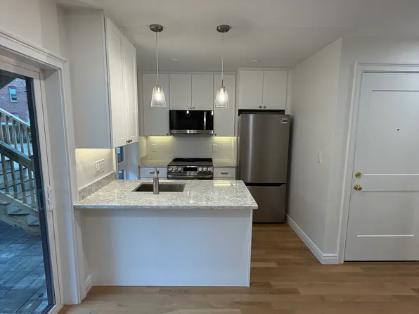 11 Burrill Pl #1, South Boston, MA 02127
