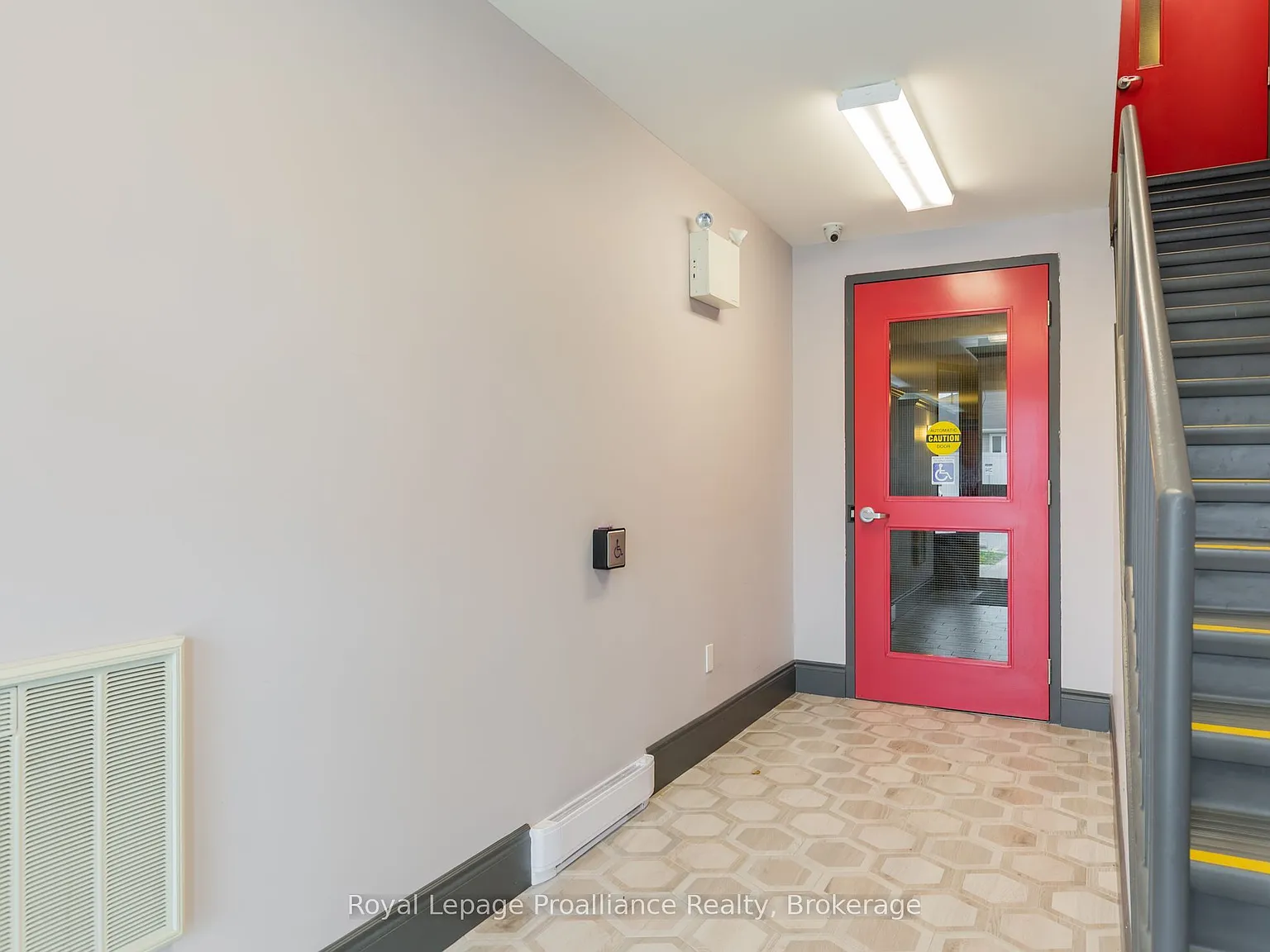 The Abbey Suites — Photo 2