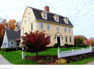 7 Schoolhouse Rd, Granby, CT 06035