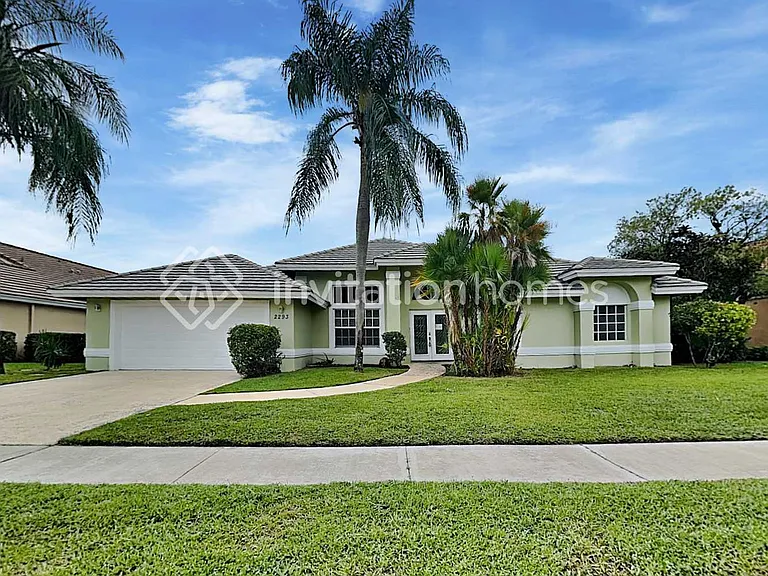 2293 Stonegate Dr — Photo 1
