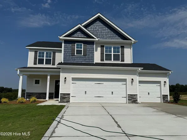 222 Ashley Heights Drive, Aberdeen, NC 28315