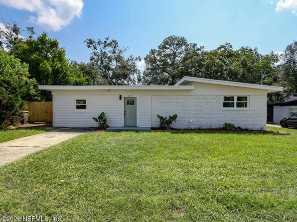 1927 FOURAKER Road, Jacksonville, FL 32210