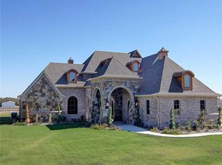 321 Addison Dr, Hudson Oaks, TX 76087