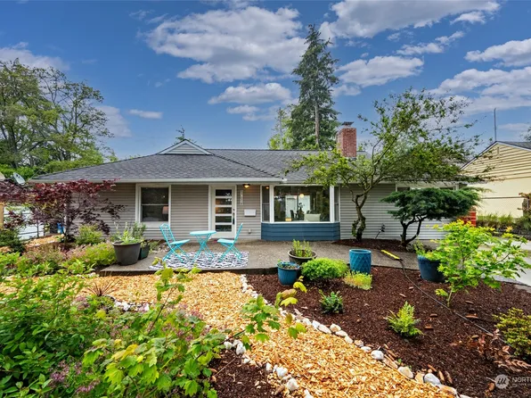 17054 3rd Avenue NE, Shoreline, WA 98155