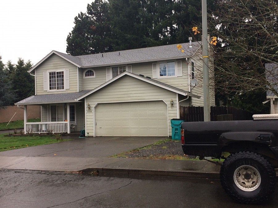 2nd image of 5106 NE 76th St
