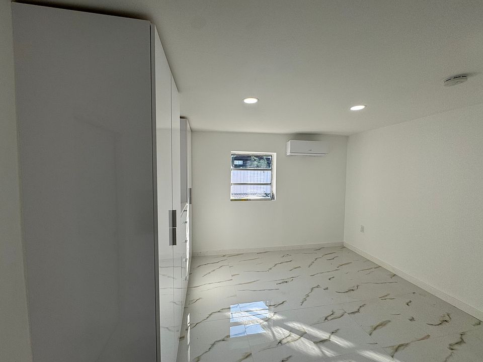 1st image of 1130 NW 42nd Ave