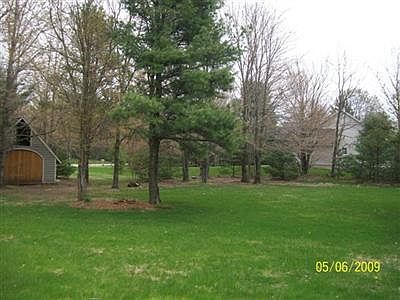 3rd image of 17040 Donahue Dr