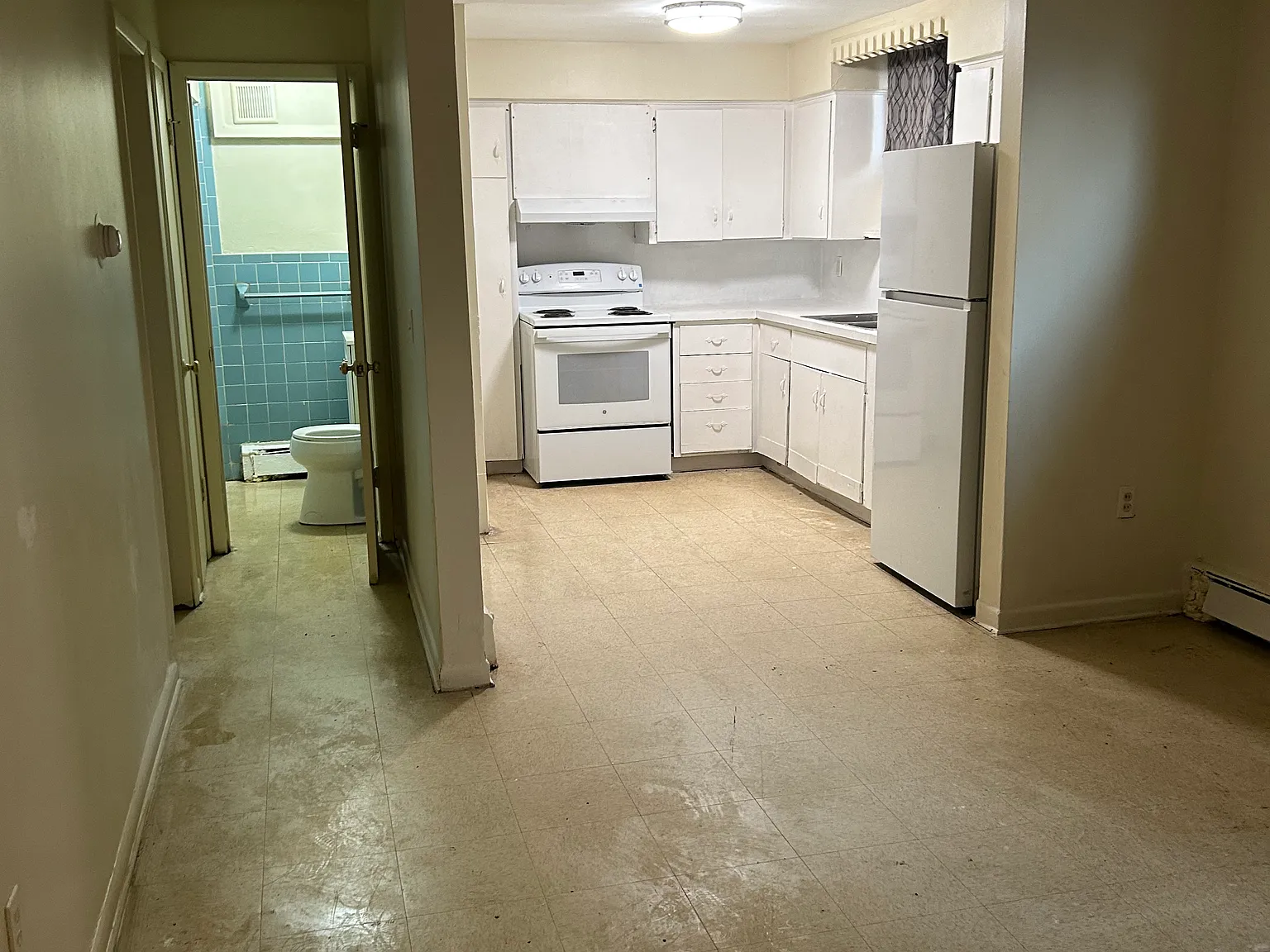1 bed, 560 sqft, $850 — Photo 2