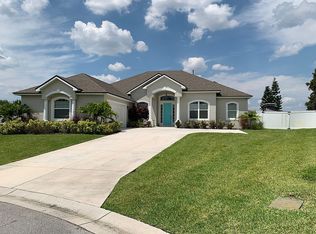 910 Hart Lake Ct, Winter Haven, FL 33884