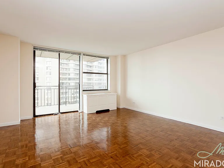 330 E 39th St #29R — Photo 1
