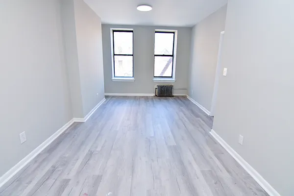 Rented by Bohemia Realty Group | media 12