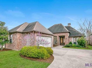 10618 Hill Pointe Ave, Baton Rouge, LA 70810