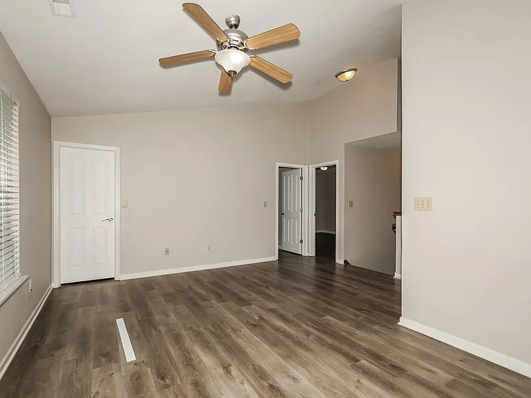 18864 Prairie Crossing Dr — Photo 14
