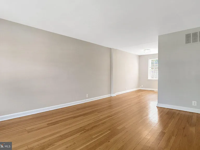 3267 S Stafford St — Photo 19