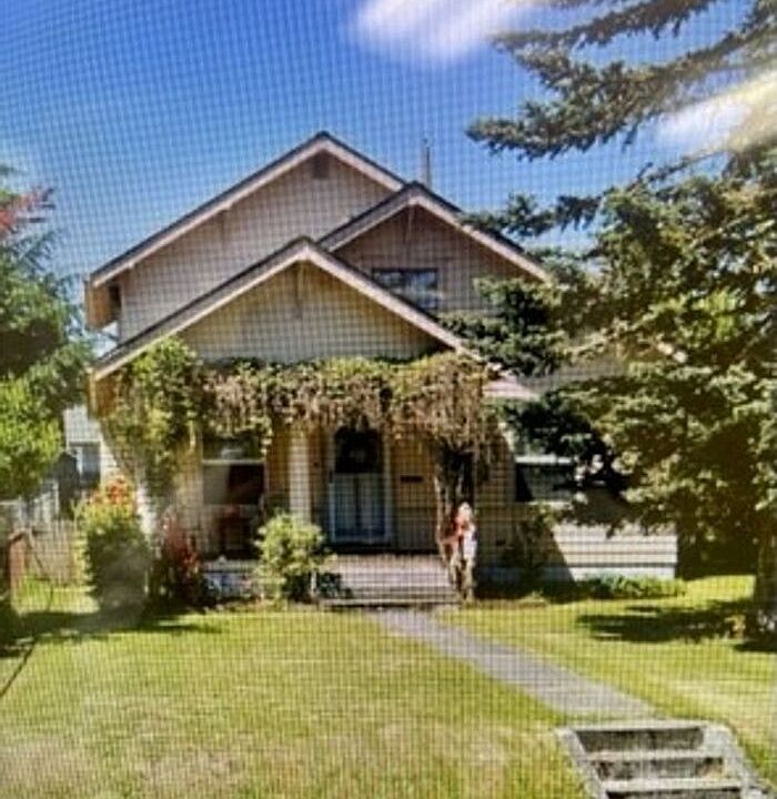 1st image of 7220 Tacoma Ave S