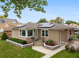 7330 W 58th Pl, Summit, IL 60501