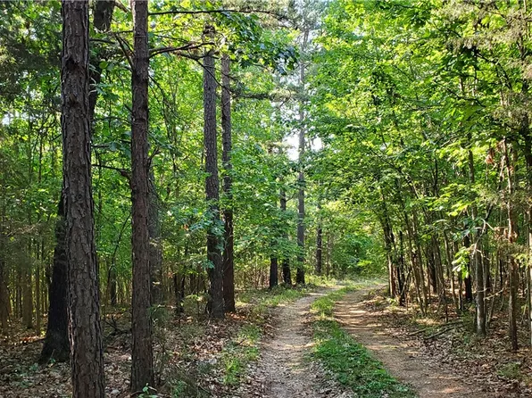 548 County Rd, Huntsville, AR 72740
