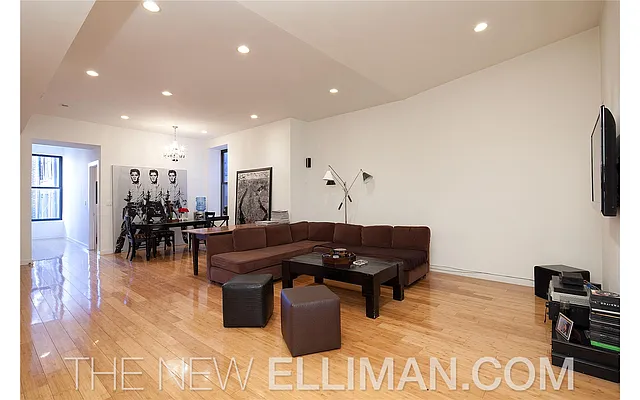 Rented by Douglas Elliman | media 19