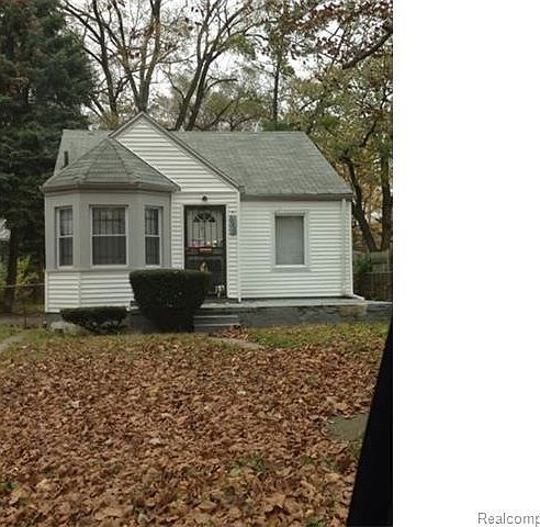 1st image of 19450 Rosemont Ave