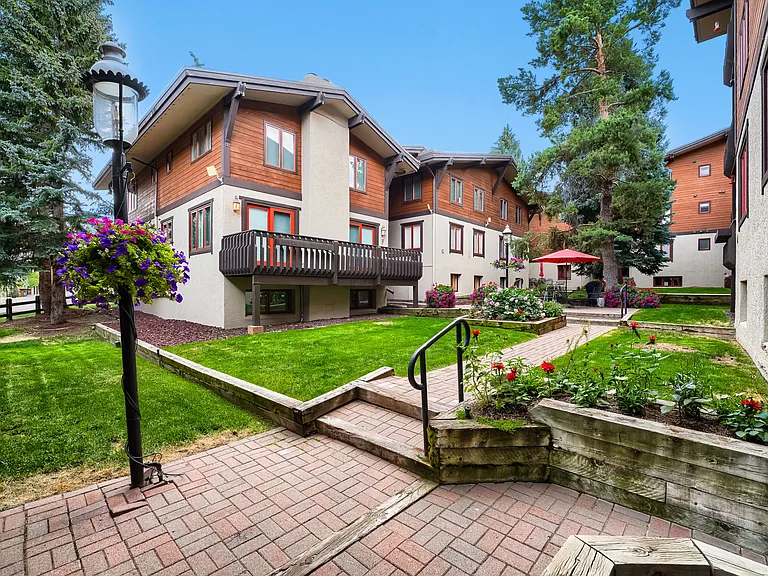 434 Gore Creek Dr #D-2 — Photo 23