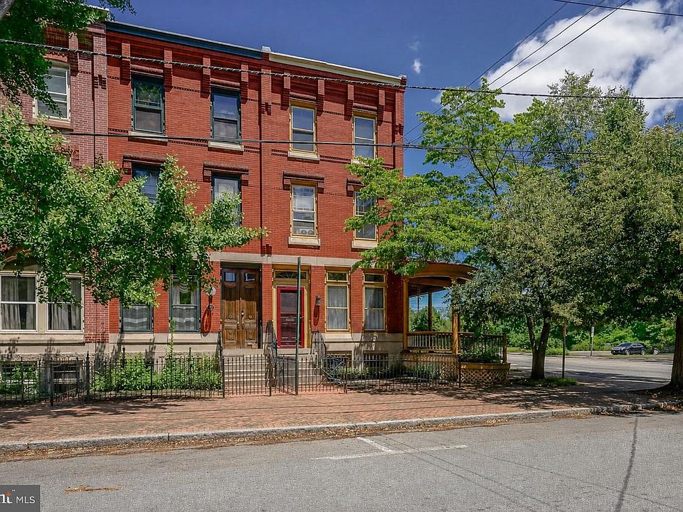 1st image of 339 E Union St