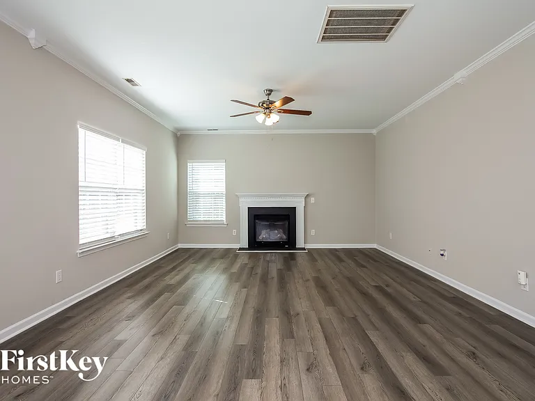 2024 Pheasant Glen Rd — Photo 2