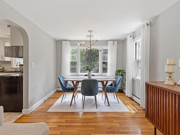 5th image of 517 Pearl St