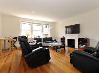 19 James St APT 1, Brookline, MA 02446