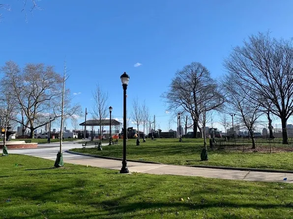 64 Franklin Street image 15 of 16