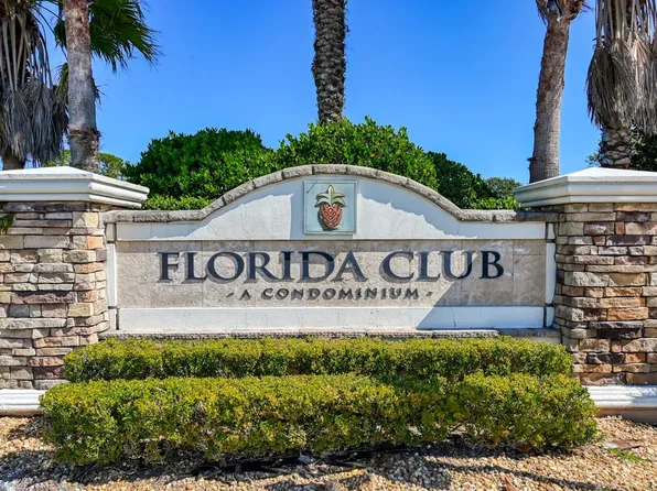 605 Fairway Dr APT 305, Saint Augustine, FL 32084