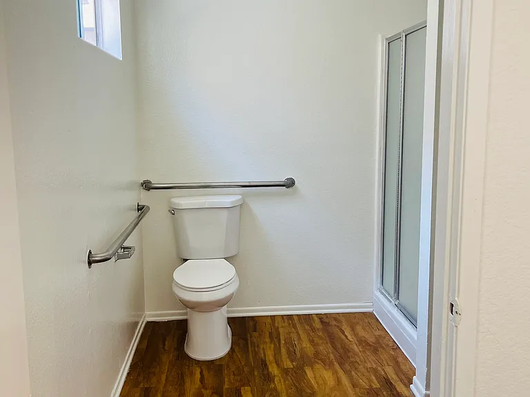 Cordary Apartments — Photo 10