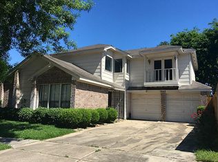 7842 Saintes Cir, Houston, TX 77071