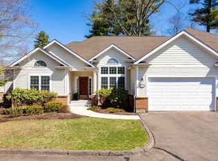 20 Emily Way #20, West Hartford, CT 06107