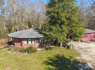 2211 Tee Vee Rd, Elloree, SC 29047