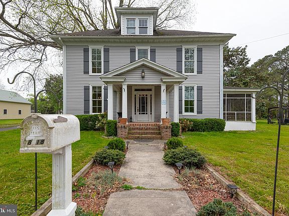 2nd image of 8318 Langmaid Rd