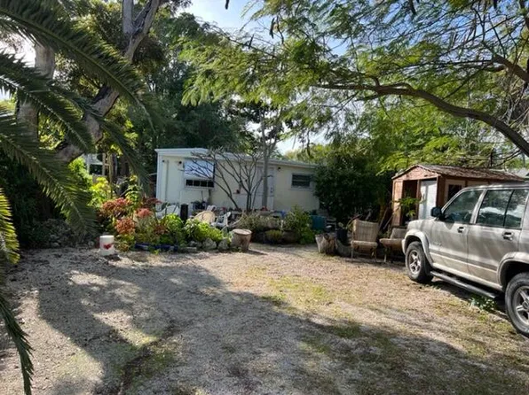 709 Sharon Pl, Key Largo, FL 33037
