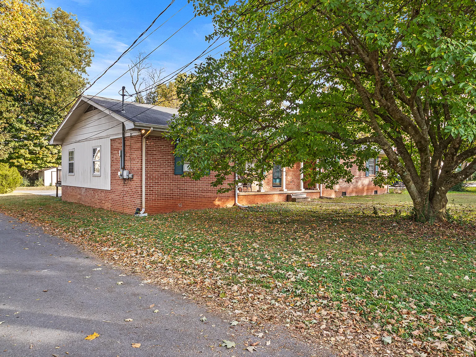 3 bed, 1842 sqft, $1,850 — Photo 3