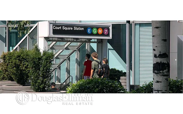 Rented by Douglas Elliman | media 16