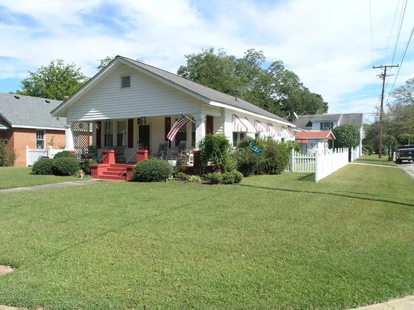 1220 Washington St, Roanoke Rapids, NC 27870