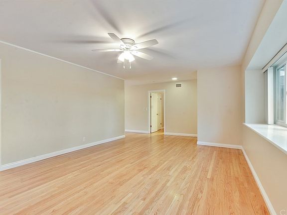 5th image of 1101 N Linwood Ave