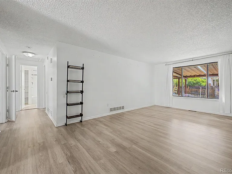 2757 S Salida St — Photo 10
