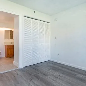 545 Queen St #639 — Photo 5