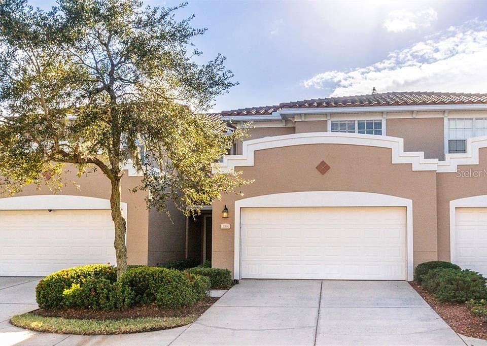 1st image of 239 Valencia Cir
