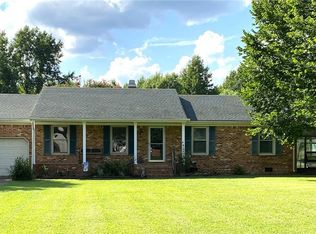 612 Saddlehorn Dr, Chesapeake, VA 23322