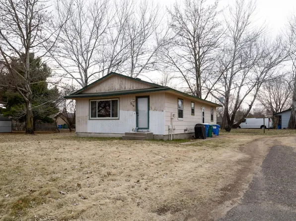 310 18th Ave SE, Cambridge, MN 55008